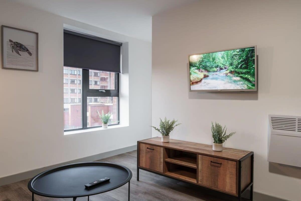 Modern 1 Bed Apartment In Liverpool Centre Esterno foto